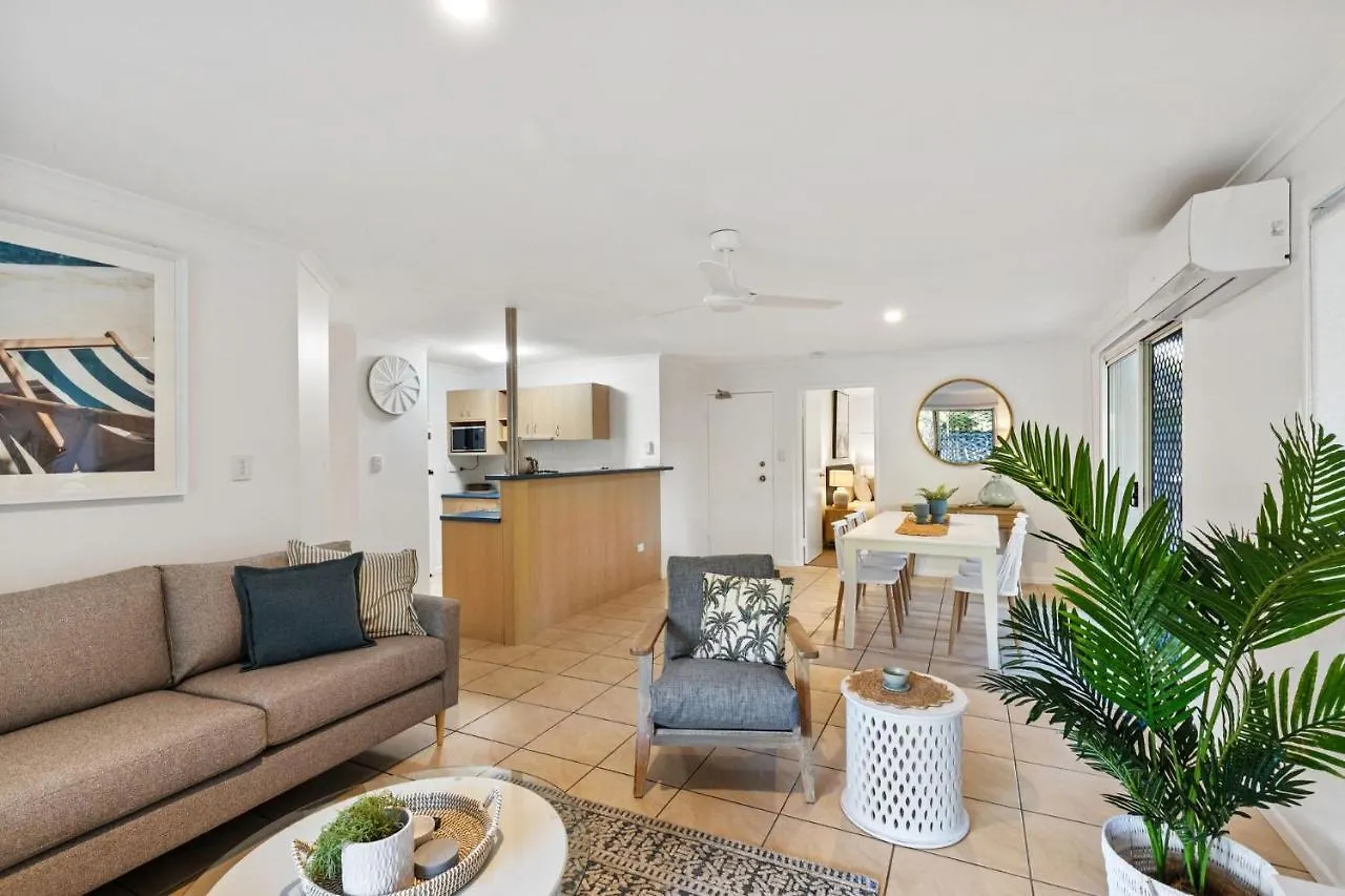 Unit 1 Marcoola Shores Apartment